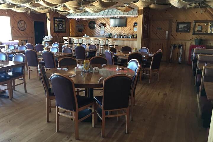 Southfork Motel and Grill