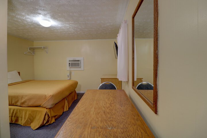 Room 46 of 58