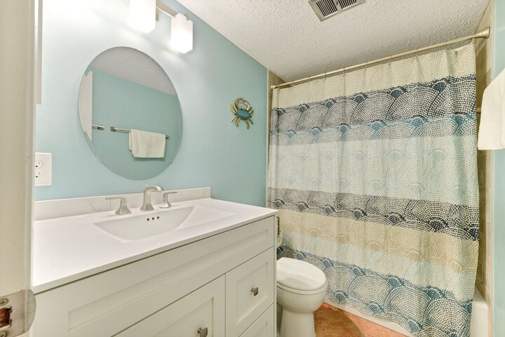 Room 18 of 33