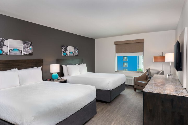 Room 21 of 27