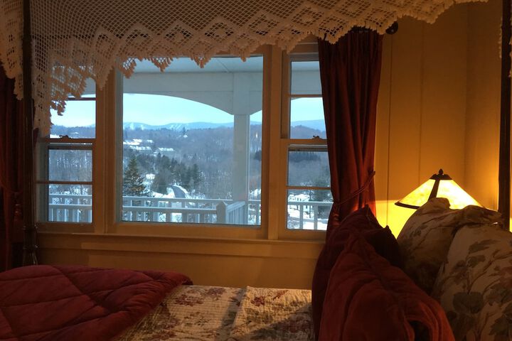 Room 84 of 148