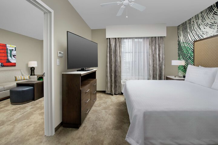 Room 13 of 41