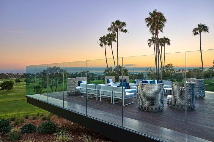VEA Newport Beach a Marriott Resort & Spa