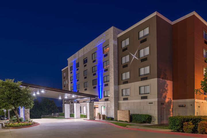 Holiday Inn Express Hotel & Suites Mesquite by IHG