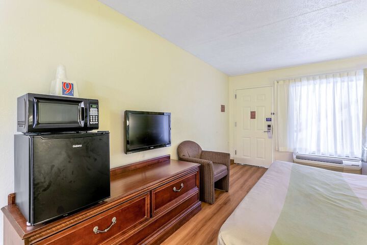Americas Best Value Inn Edgewood