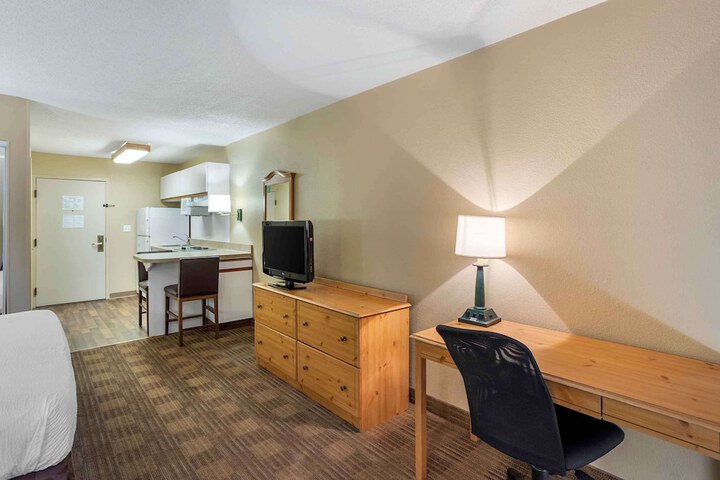 Room 21 of 30