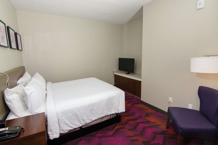 Room 11 of 64