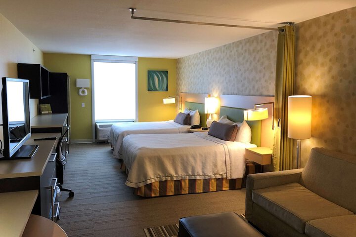 Room 26 of 37
