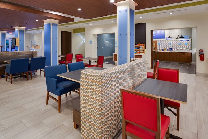 Holiday Inn Express & Suites Latta by IHG