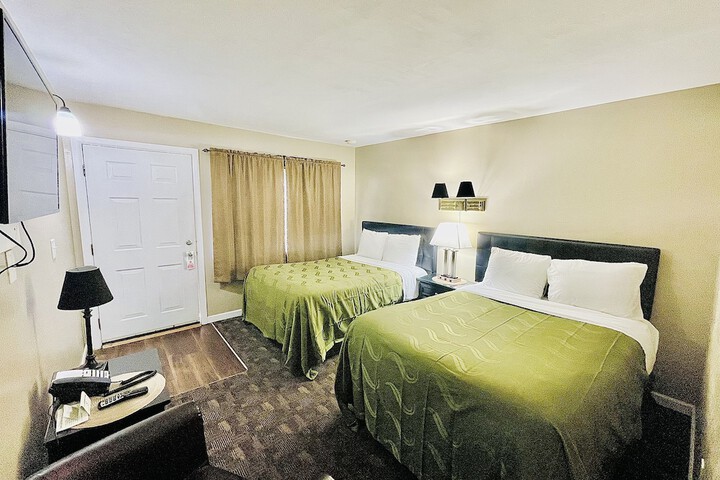 Room 36 of 40