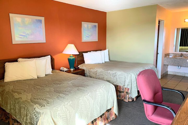 Room 18 of 29