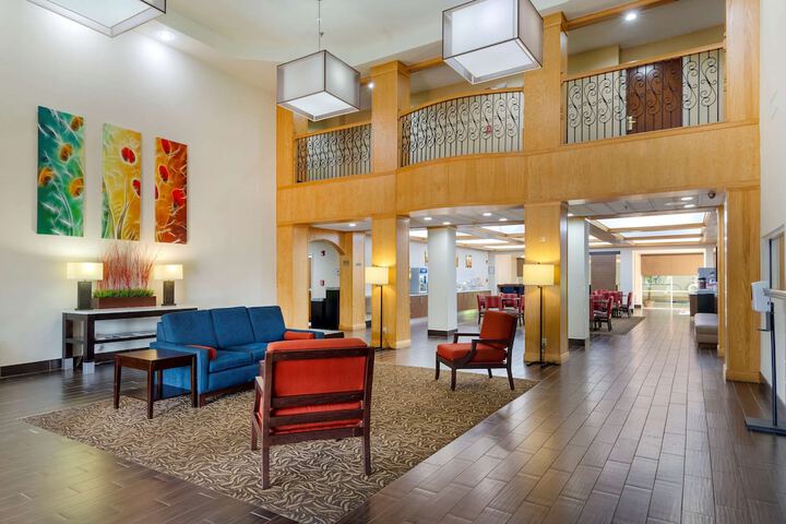 Hotel Interior 8 of 23