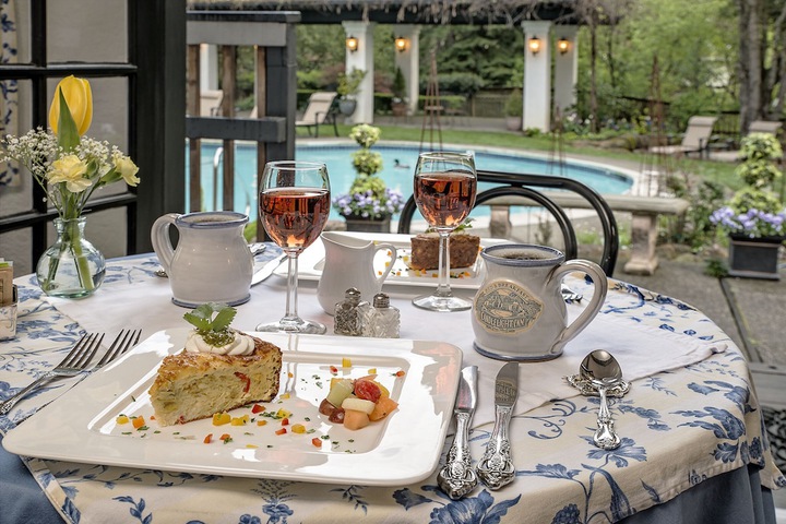Breakfast/Coffee Service 56 of 69