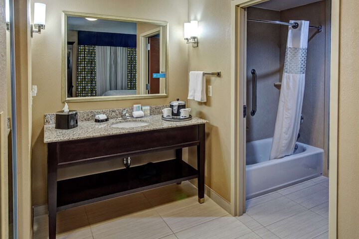 Hampton Inn & Suites Clarksville
