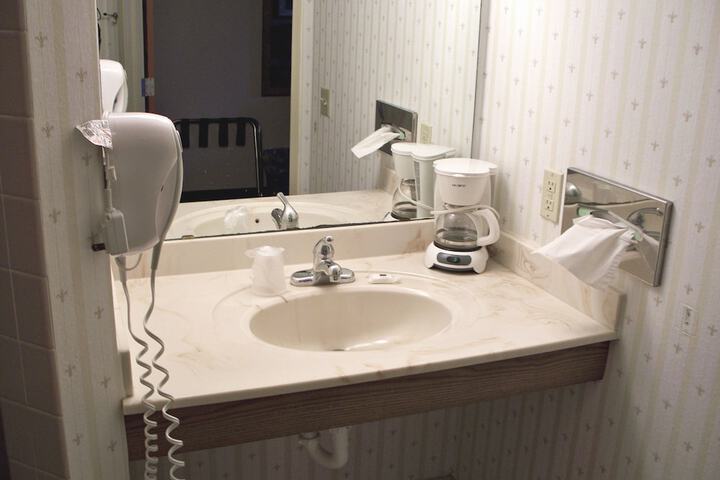 Room 34 of 52