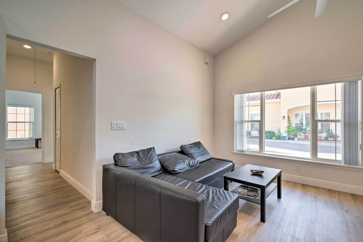 Sleek Tavares Condo 3 Miles to Downtown