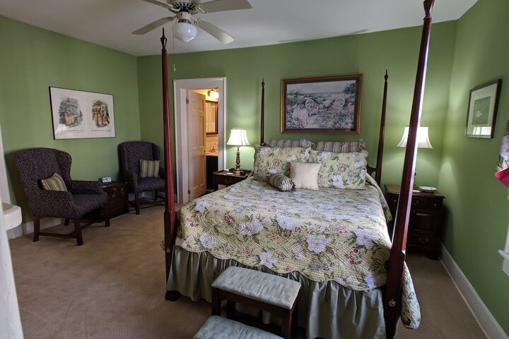 Room 47 of 75