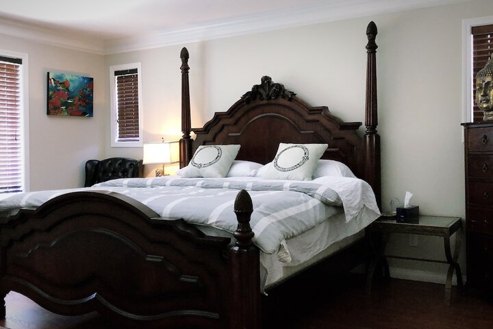 Room 18 of 36