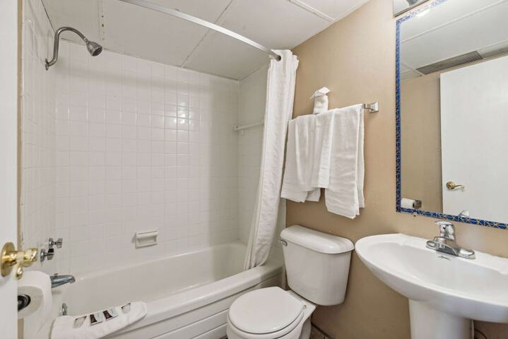 Room 34 of 56