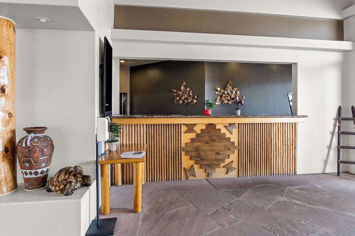Hotel Interior 5 of 29