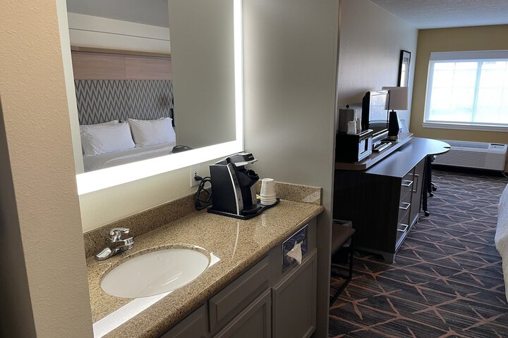 Room 20 of 47