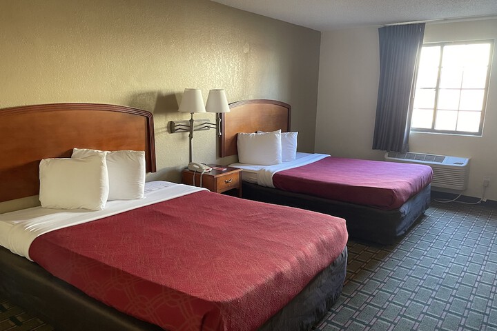 Room 20 of 35