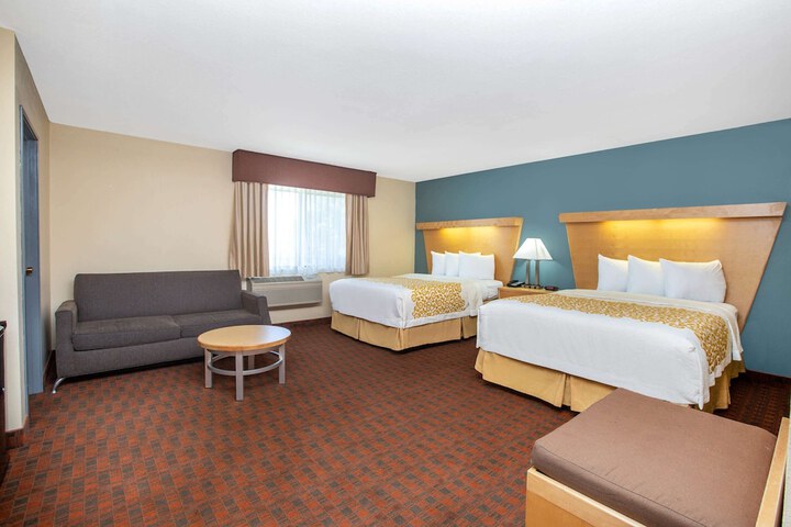 Room 21 of 43