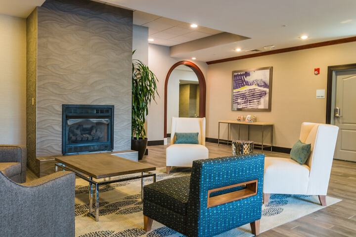 Holiday Inn Express & Suites Jackson by IHG