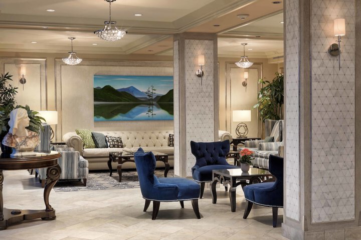 Chateau Victoria Hotel and Suites