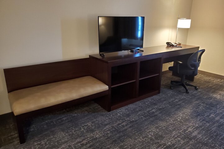 Room 35 of 49