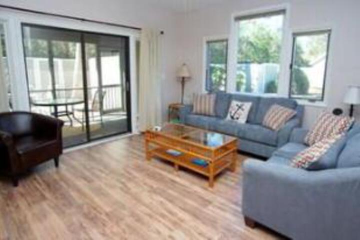 Units at Ocean Creek Resort by Elliott Beach Rentals