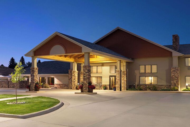 Hotel 4 of 60