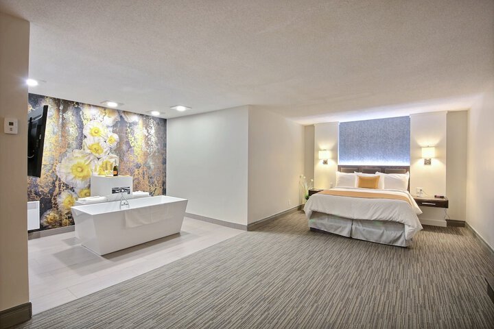Room 14 of 28