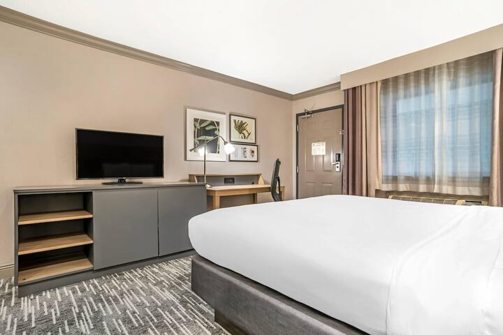 Country Inn & Suites by Radisson Metairie (New Orleans), LA
