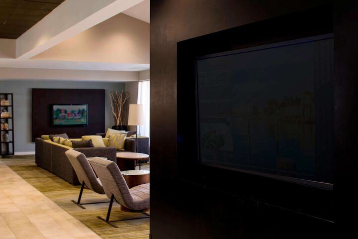 Hotel Interior 7 of 31