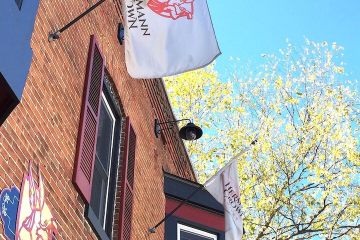 Hermann Crown Suites