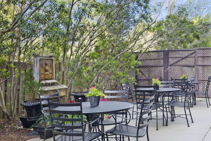 Terrace/Patio 28 of 30