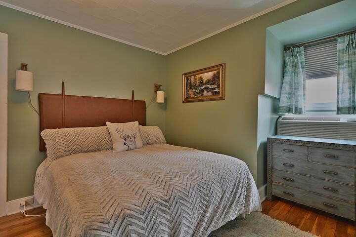 Room 65 of 89