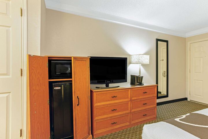 Room 47 of 58
