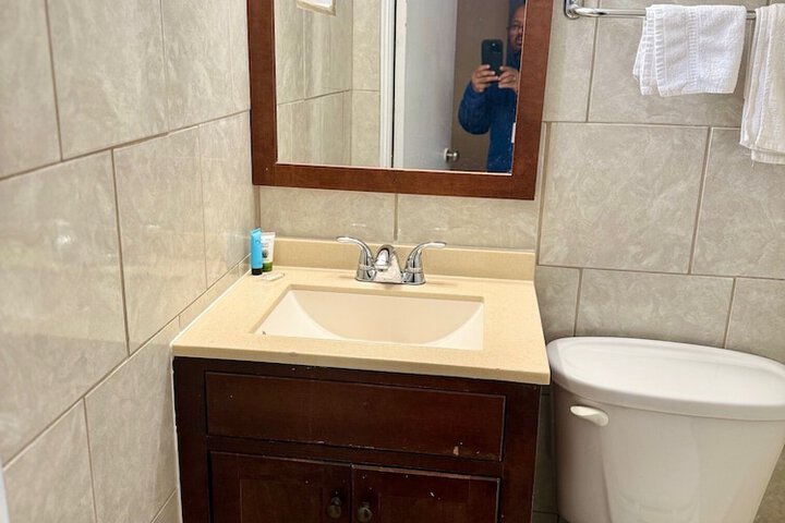 Room 52 of 60