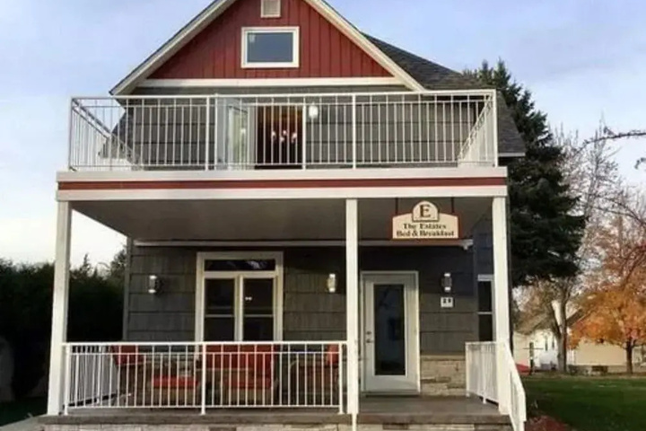 The Estates Bed & Breakfast