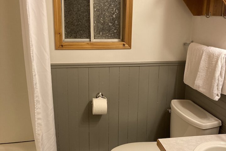 Room 36 of 60