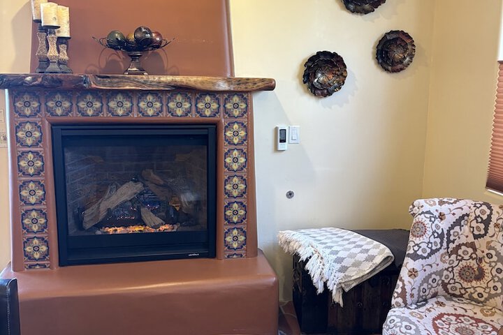 Room 71 of 285
