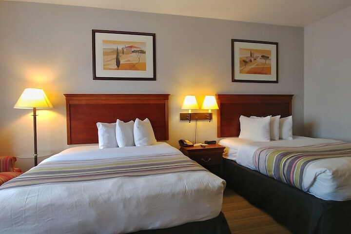Room 43 of 57