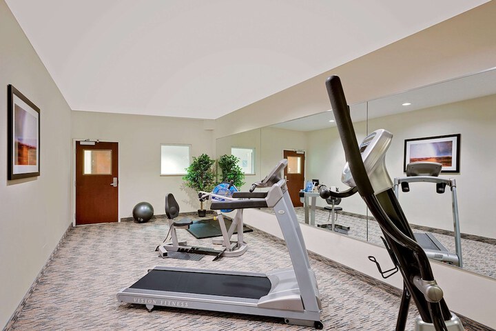 Microtel Inn & Suites by Wyndham Geneva