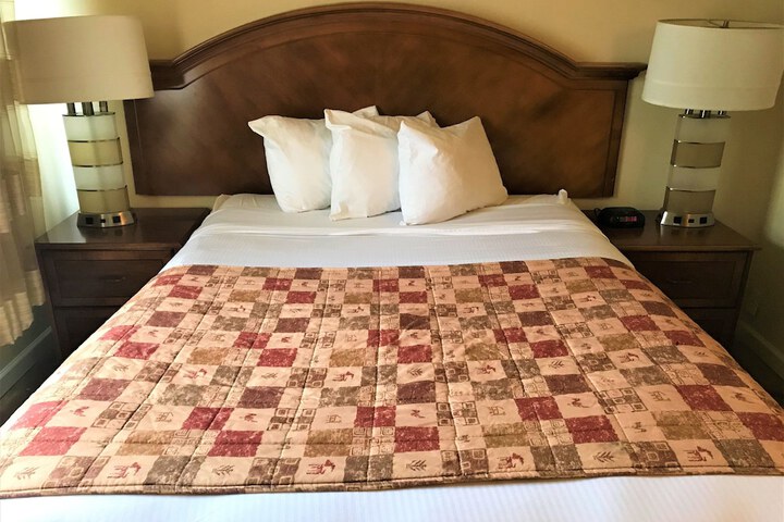 Ramada by Wyndham Anchorage