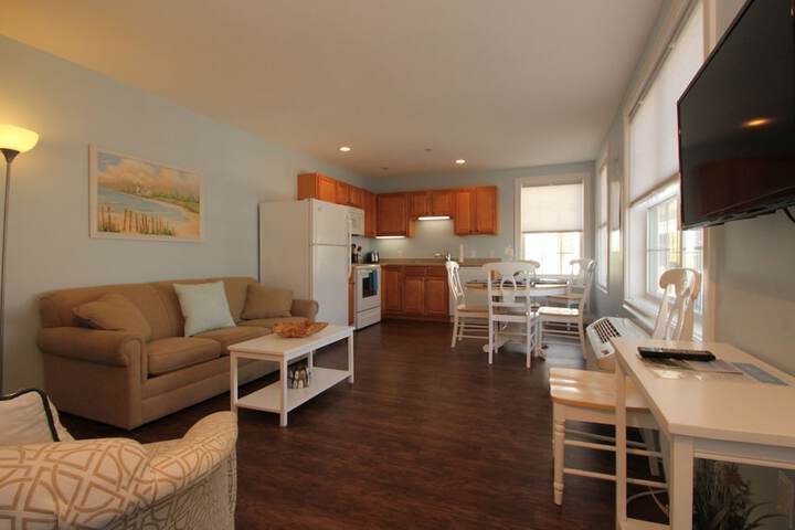 Atlantic Ocean Suites