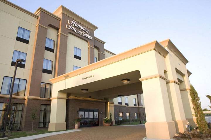 Hotel 4 of 57