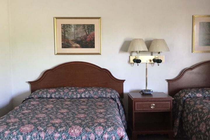 Room 30 of 38