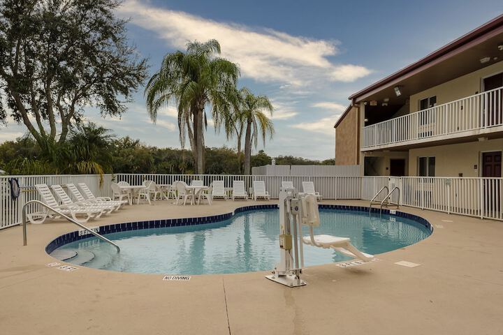 Red Roof Inn Ellenton – Bradenton NE